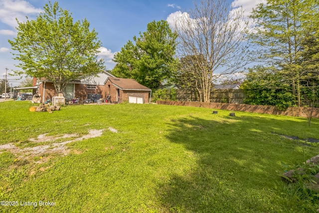 911 N Main St, Barbourville, KY 40906 - view of yard