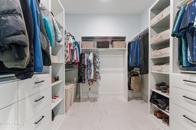6113 St Bernadette Ave, Prospect, KY 40059 - view of walk in closet