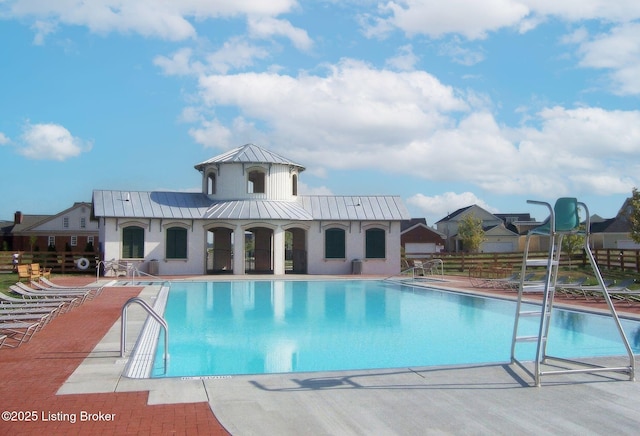 6113 St Bernadette Ave, Prospect, KY 40059 - community pool with a patio