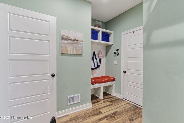 1174 Greens Dr, Simpsonville, KY 40067 - photo 32