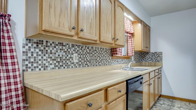 6917 Triangle Dr, Louisville, KY 40214 - photo 10