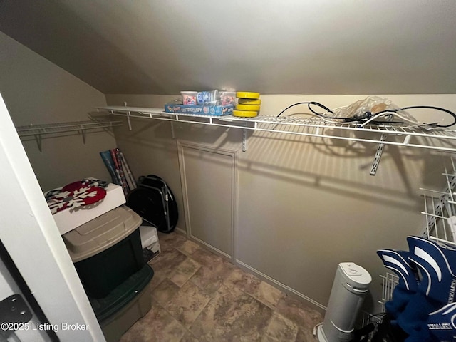 300 Woodlawn Dr, Carrollton, KY 41008