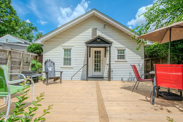 129 E Park Pl, Jeffersonville, IN 47130 - wooden deck with area for grilling