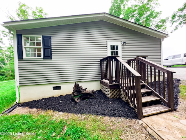 77 Old Ky 259th Rd, Mcdaniels, KY 40152 - back of property featuring crawl space