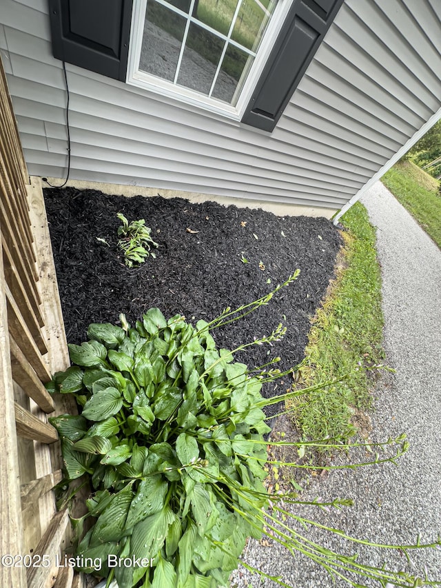 77 Old Ky 259th Rd, Mcdaniels, KY 40152 - exterior view
