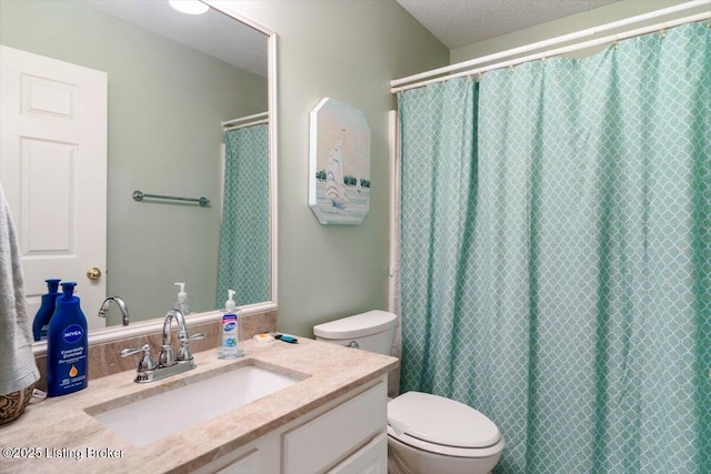 11300 Rdg Lake Dr, Louisville, KY 40272 - full bathroom featuring toilet and vanity