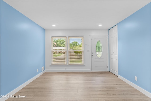 4900 Glenna Way, Louisville, KY 40219 - foyer entrance featuring light wood finished floors and recessed lighting