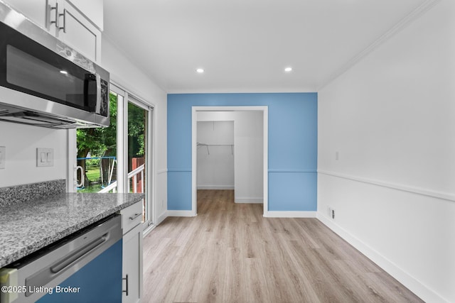 4900 Glenna Way, Louisville, KY 40219 - kitchen featuring stainless steel microwave, dishwashing machine, light wood-style floors, ornamental molding, and recessed lighting