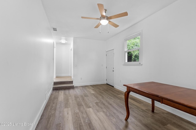 4900 Glenna Way, Louisville, KY 40219 - unfurnished room featuring wood finished floors and a ceiling fan
