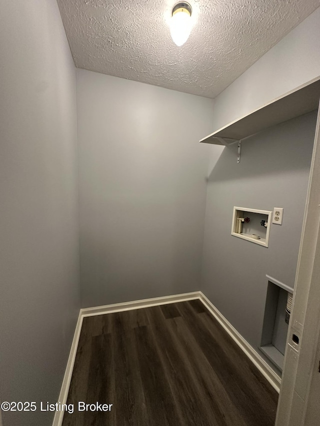 7070 Wildwood Cir Unit 154, Louisville, KY 40291 - laundry room with washer hookup, wood finished floors, and a textured ceiling