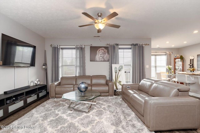 6412 Oak Village Dr, Louisville, KY 40228 - photo 4