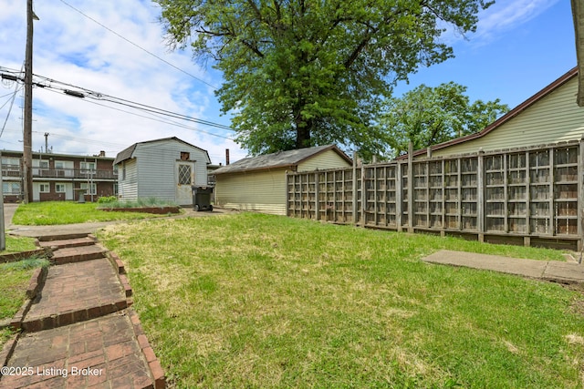1743 W Gaulbert Ave, Louisville, KY 40210 - view of yard featuring a storage unit