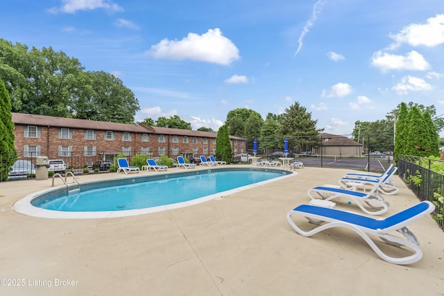 751 N Hite Ave Unit 2, Louisville, KY 40206 - community pool featuring a patio