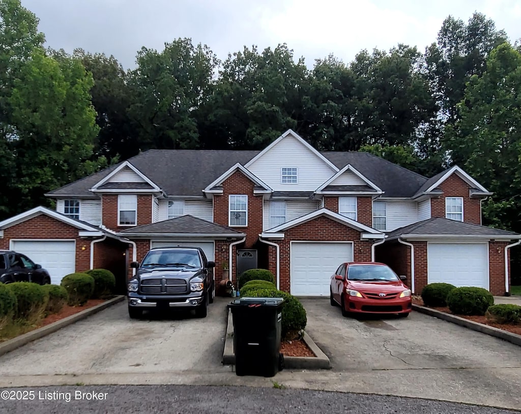 125 Ash Ct, Radcliff, KY 40160 - photo 1