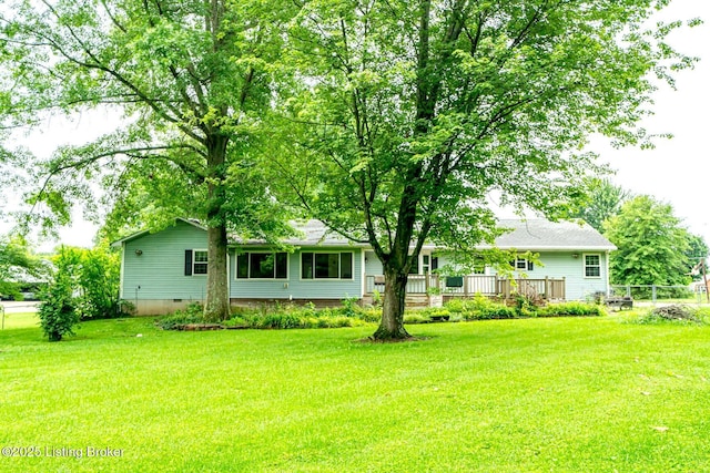 520 Ponder Dr, Shelbyville, KY 40065 - rear view of property featuring a yard and a deck