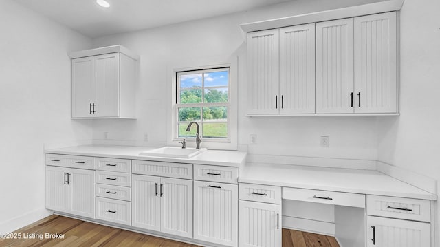 120 Lakelynn Ln, Shelbyville, KY 40065 - kitchen with light wood-style flooring, light countertops, white cabinetry, and recessed lighting