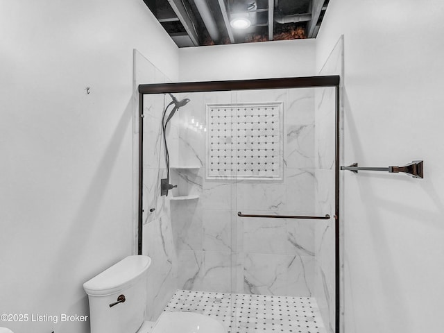 120 Lakelynn Ln, Shelbyville, KY 40065 - bathroom with toilet and a marble finish shower