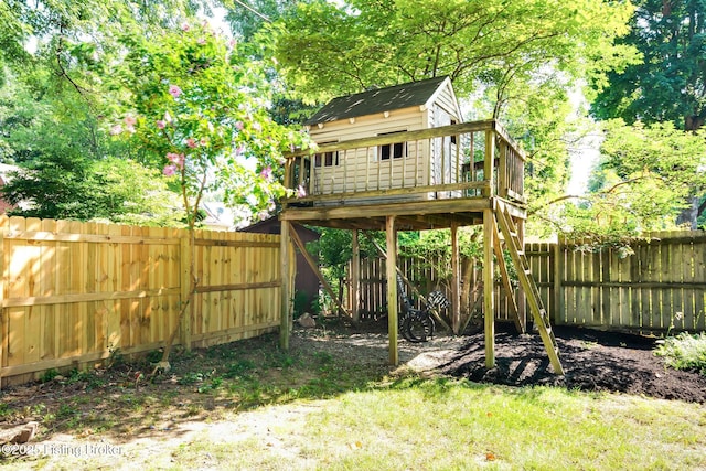 4025 Elmwood Ave, Louisville, KY 40207 - view of fenced backyard