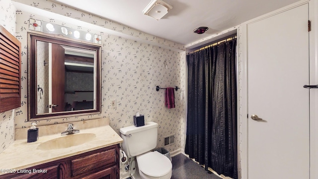 1810 Bainbridge Row Dr, Louisville, KY 40207 - bathroom featuring wallpapered walls, vanity, and a shower with shower curtain