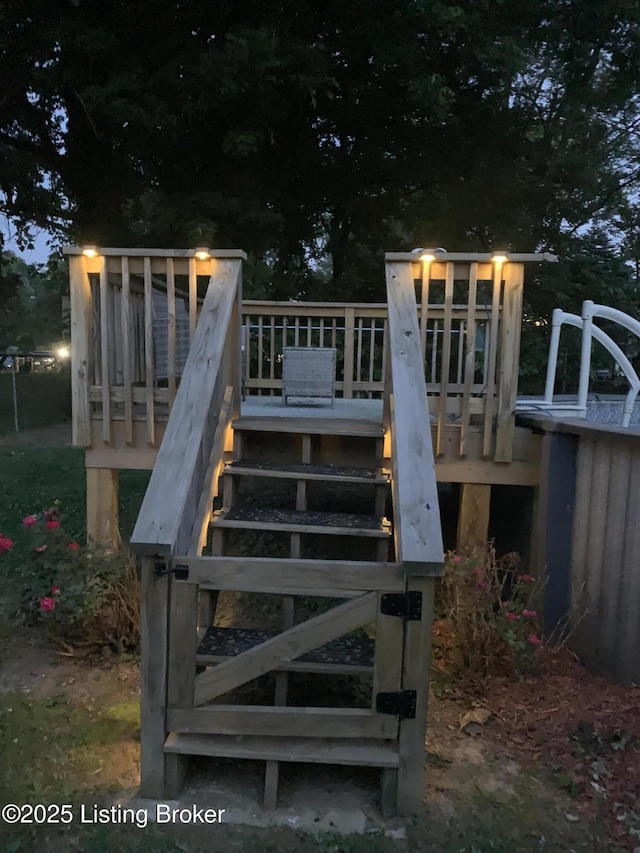 11902 Queen Annes Ct, Louisville, KY 40245 - view of wooden terrace
