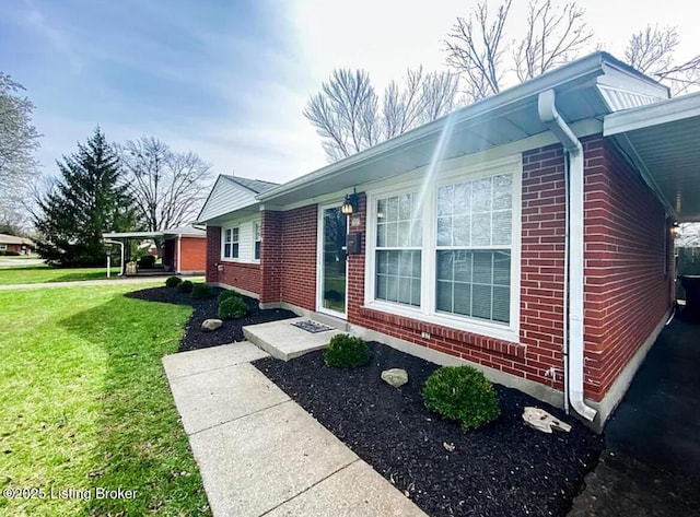 3314 Heather Ln, Louisville, KY 40218 - photo 1