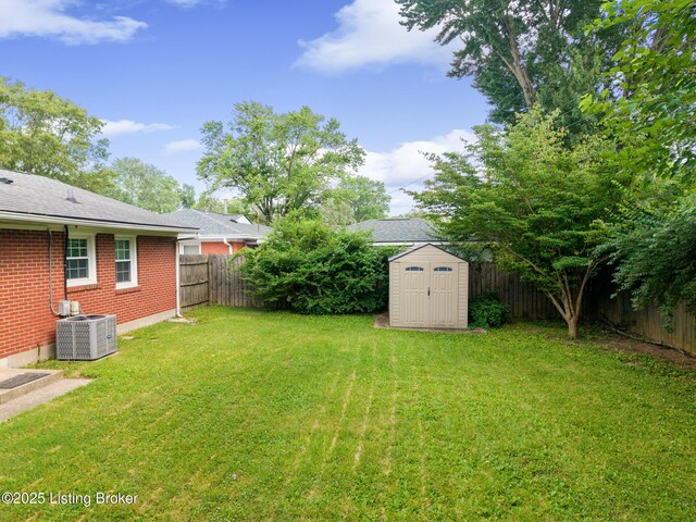 3314 Heather Ln, Louisville, KY 40218 - photo 34