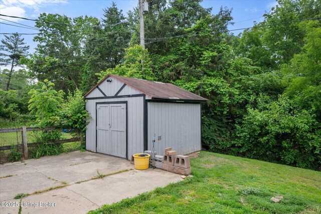 1300 Keane Ave, La Grange, KY 40031 - photo 29