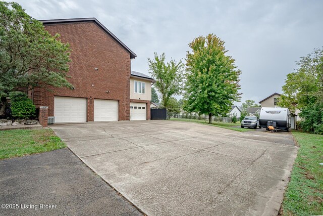 7320 Mayrow Dr, Louisville, KY 40291 - photo 54