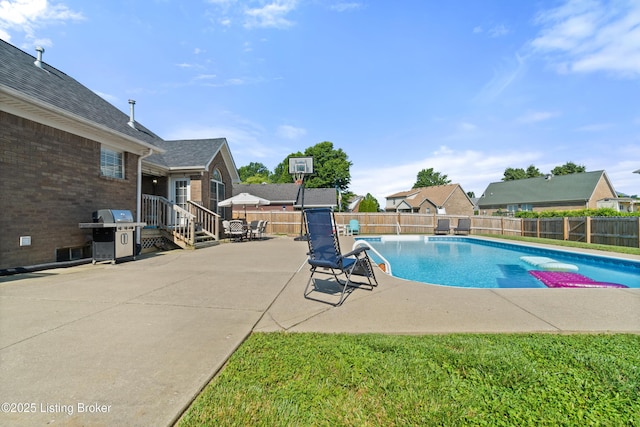 5613 Grandel Blvd, Louisville, KY 40258 - view of pool with grilling area, a fenced backyard, and a patio