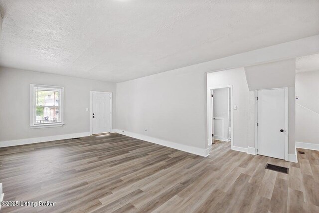 107 N 38th St, Louisville, KY 40212 - photo 7