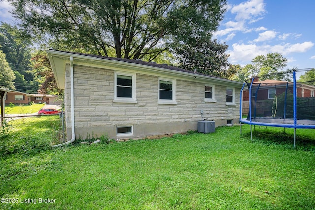 6702 Norway Dr, Louisville, KY 40214 - photo 16