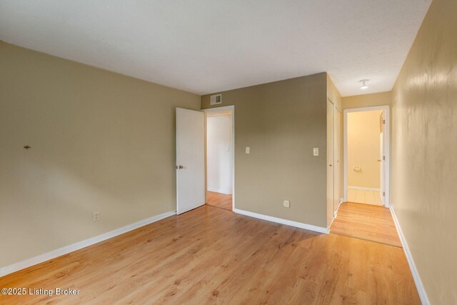 3509 Lodge Ln Apt 319, Louisville, KY 40218 - photo 10