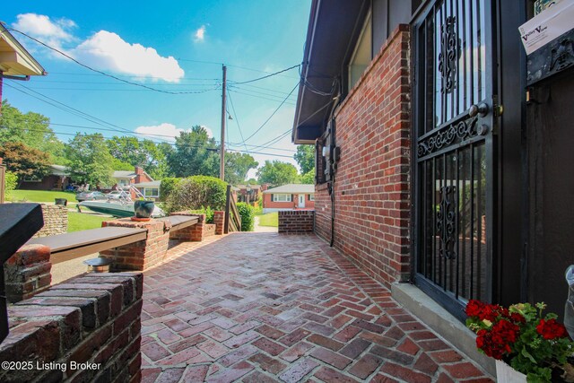 3306 Startan Ct, Louisville, KY 40220 - photo 48