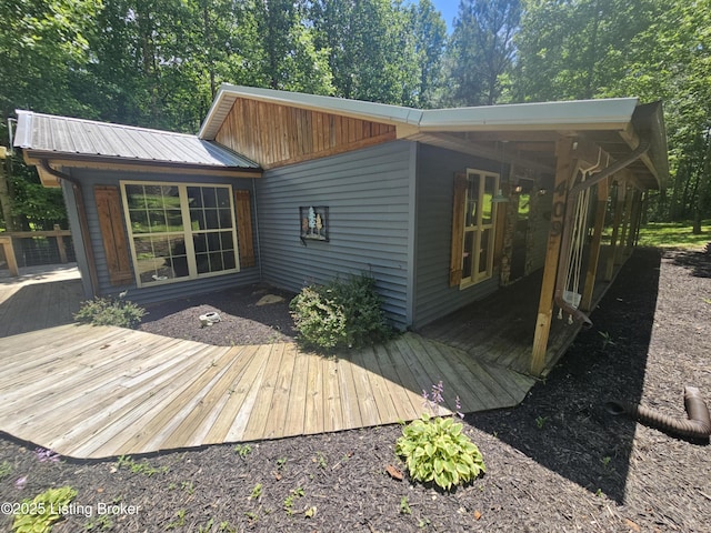 409 Woodhaven Ln, Leitchfield, KY 42754 - view of wooden deck