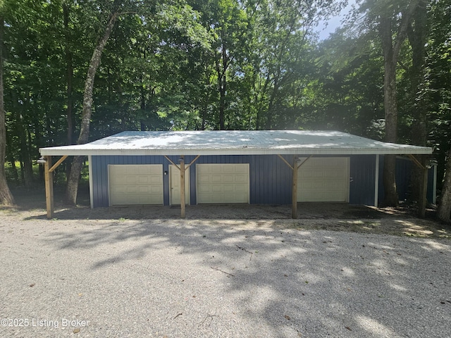 409 Woodhaven Ln, Leitchfield, KY 42754 - garage with a detached garage