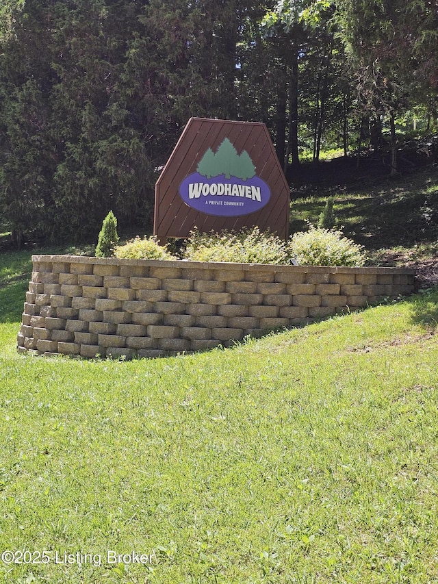 409 Woodhaven Ln, Leitchfield, KY 42754 - community / neighborhood sign featuring a yard