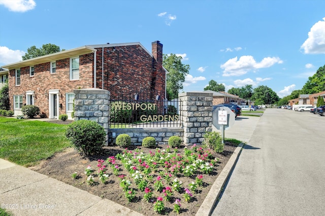 1229 Westlynne Way Unit 8, Louisville, KY 40222 - photo 1