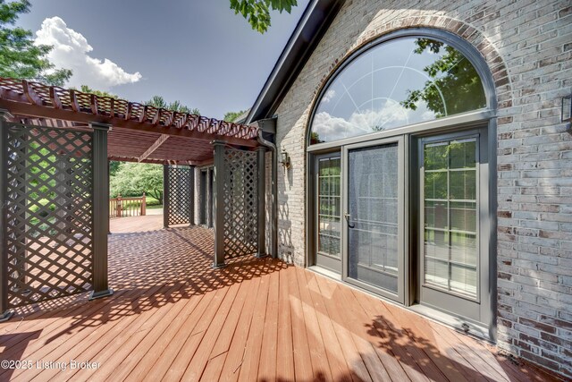 7202 Doe Crest Ct, Prospect, KY 40059 - wooden terrace with a pergola