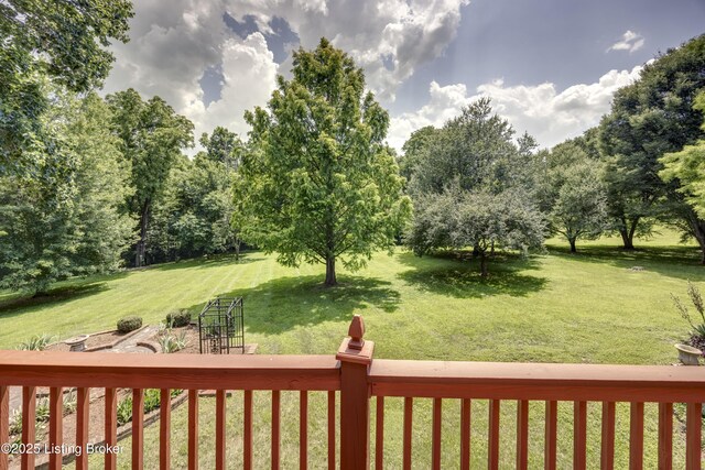 7202 Doe Crest Ct, Prospect, KY 40059 - view of grassy yard