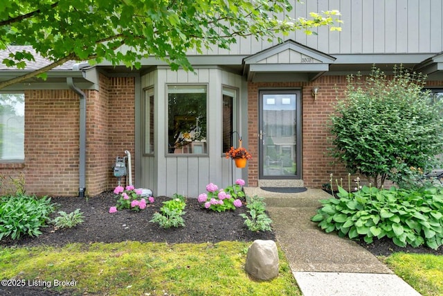 5503 Forest Lake Dr, Prospect, KY 40059 - view of exterior entry with brick siding