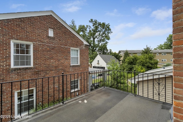 2628 Landor Ave, Louisville, KY 40205 - view of balcony