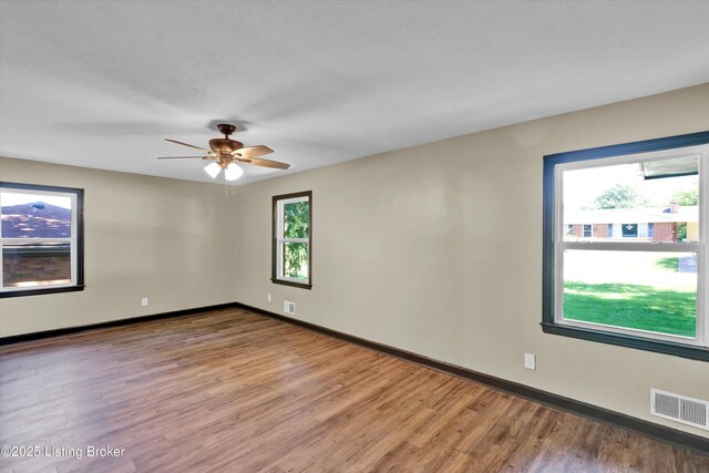 5904 Tralee Ln, Louisville, KY 40219 - photo 30