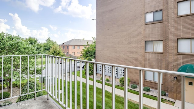 3030 Breckenridge Ln Apt 201, Louisville, KY 40220 - view of balcony