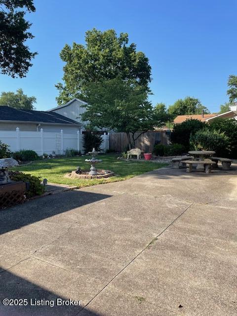 5217 Galaxie Dr, Louisville, KY 40258 - photo 41