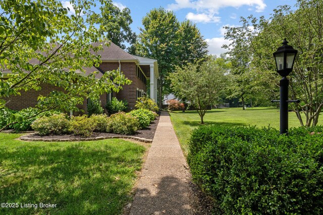 7514 Briarwood Dr, Crestwood, KY 40014
