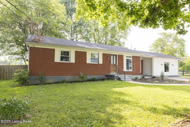 469 Ardmore Ln, Shelbyville, KY 40065 - ranch-style home featuring brick siding