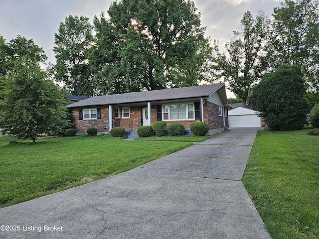 7928 Nottoway Cir, Louisville, KY 40214 - photo 1