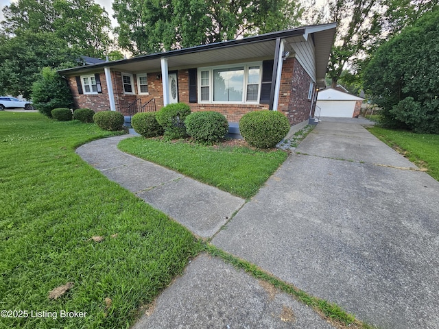7928 Nottoway Cir, Louisville, KY 40214 - photo 2