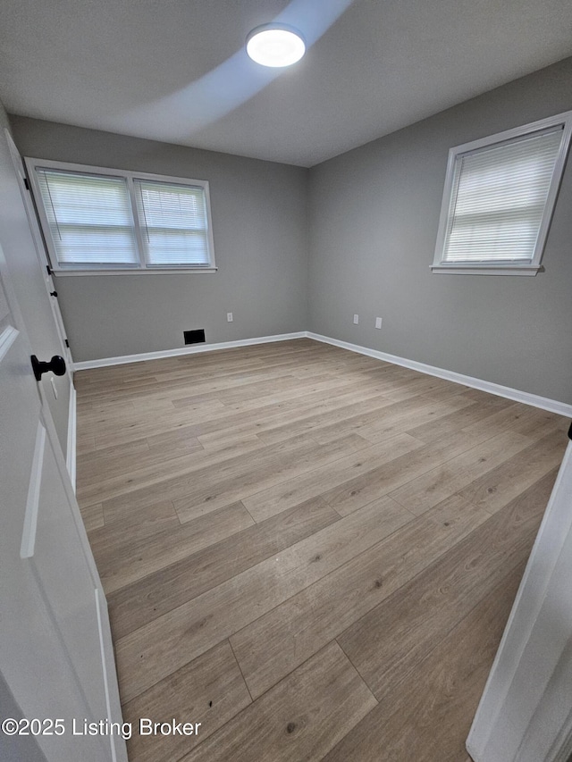 7928 Nottoway Cir, Louisville, KY 40214 - photo 22