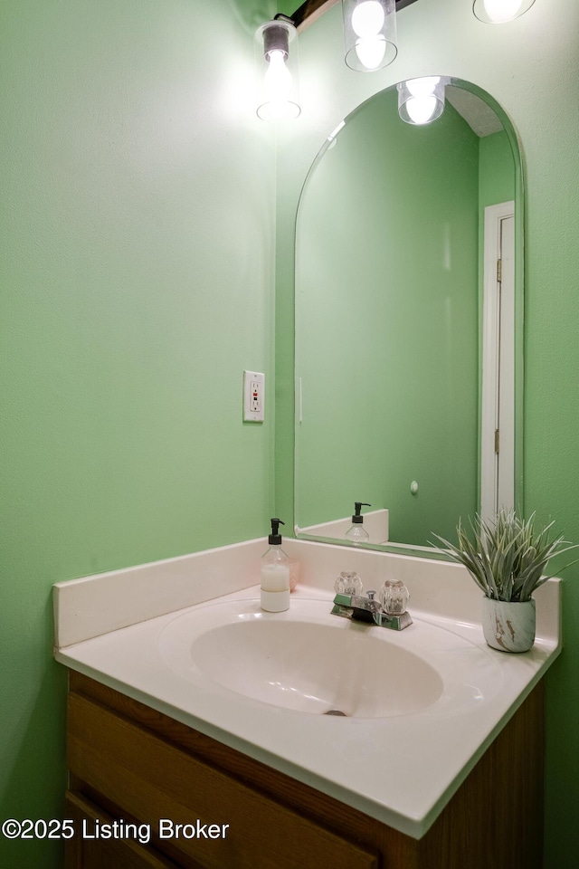1403 Cadence Ct, Louisville, KY 40222 - bathroom featuring vanity